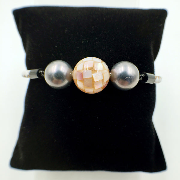 Black Pearl Flesh Pink Mother of Pearl Bead on White Leather,  - MRNEIO LLC